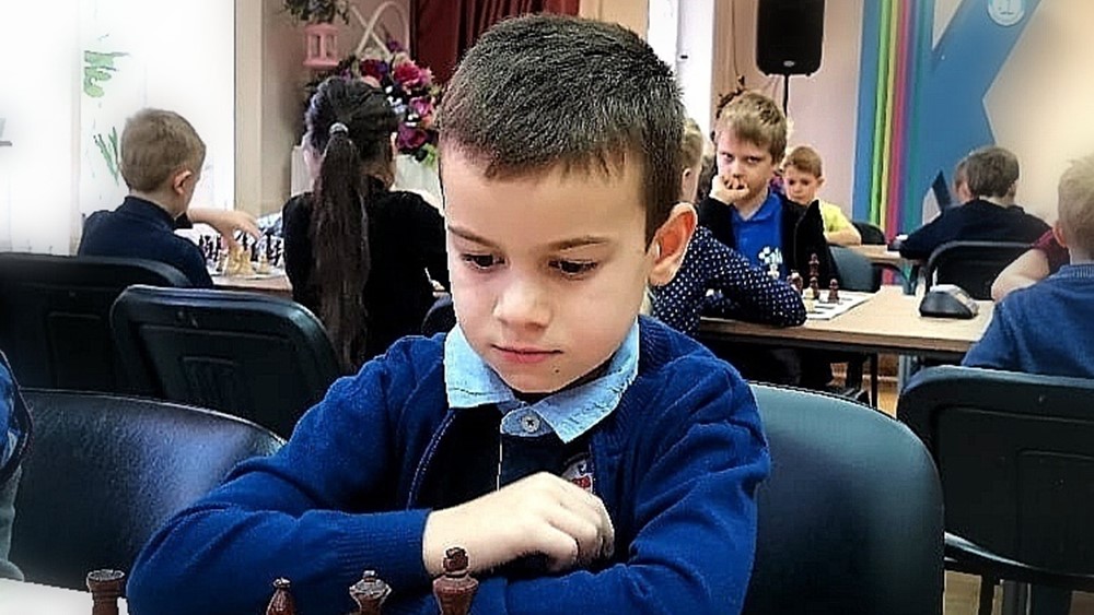 Юный шахматист из Кронштадта стал победителем Всероссийского турнира