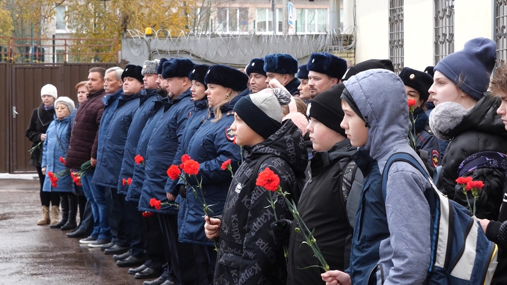 В Сестрорецке отметили День памяти сотрудников органов внутренних дел
