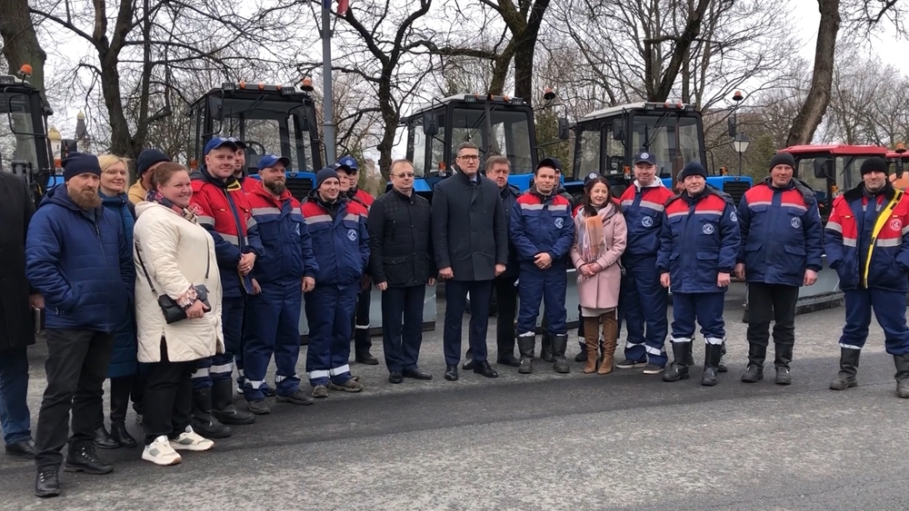 Уборочная техника в Сестрорецке готова к новому сезону