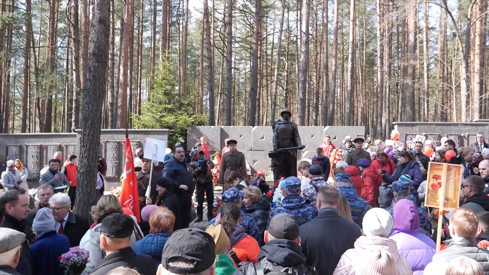 Жители и гости Сестрорецка вместе отметили 79-ую годовщину Великой Победы