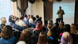 В Сестрорецке провели мероприятие по профилактике правонарушений среди молодежи