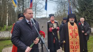 В сквере Чернобыльцев отметили годовщину радиационной аварии
