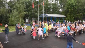 Поселок Ушково тепло отметил свой 77-й День рождения