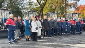 В Курортном районе прошел осенний смотр коммунальной техники