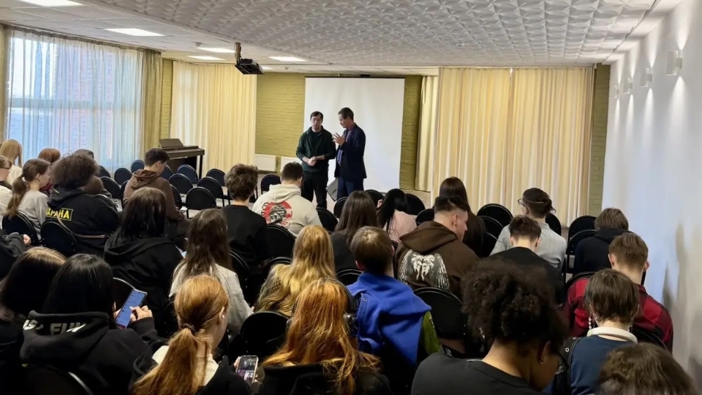 Студенты Сестрорецкого колледжа пообщались с психологом