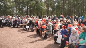 На Сестрорецком воинском кладбище прошел памятный митинг